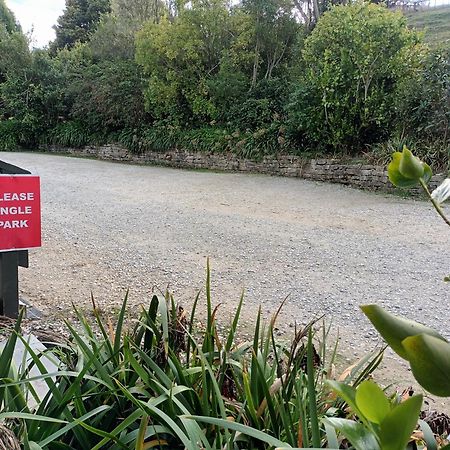 Junohall Backpackers Waitomo Caves Dış mekan fotoğraf